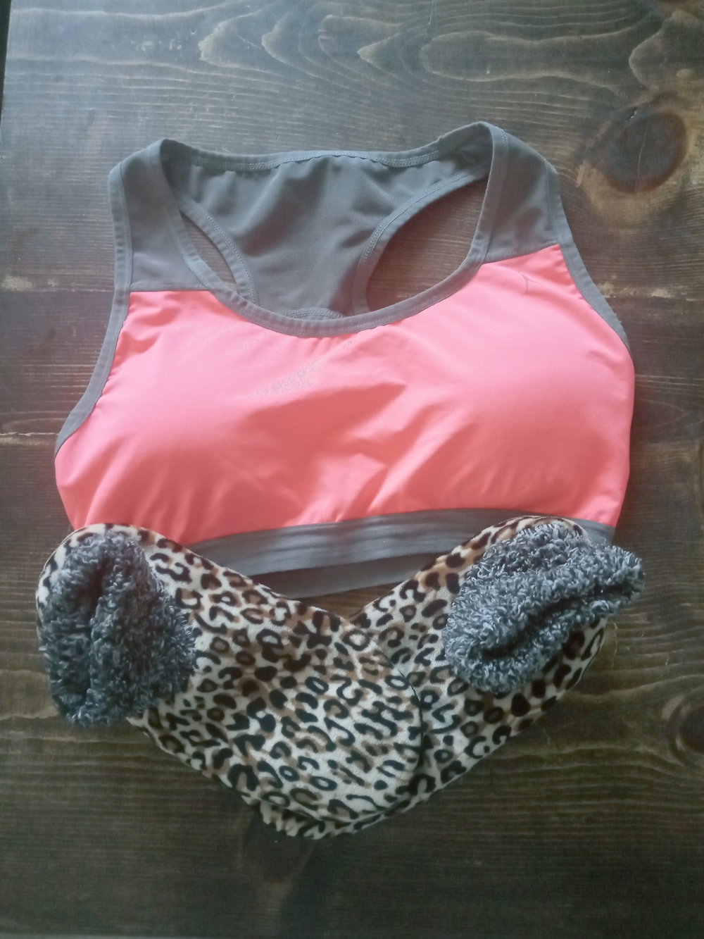 Women's Danskin Coral and Gray Racerback Sports Bra And A Pair Of Warm Socks
